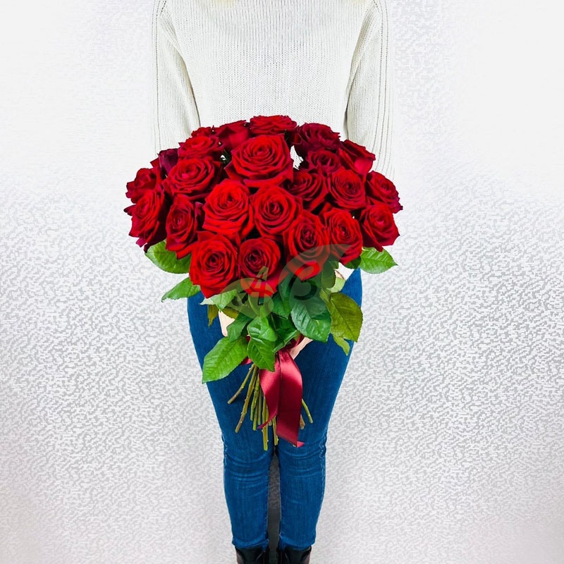 Букет 25 красных роз